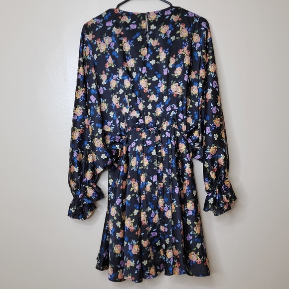 Zara Black Floral Satin Printed Summer Dress Large - Picture 4 of 9